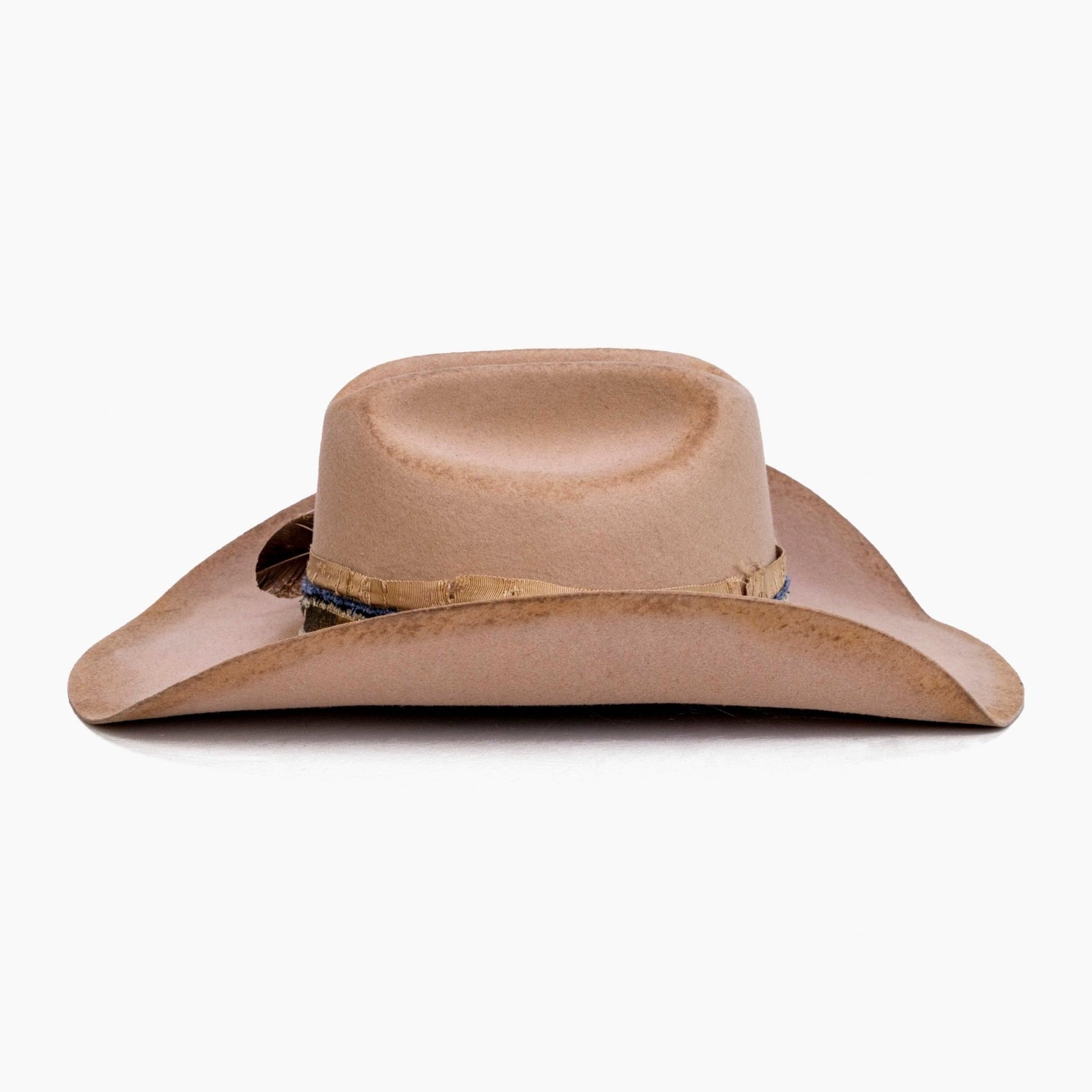 Stillwind – Beaded Cowboy Hat in Desert Sand - Ruediger Hats